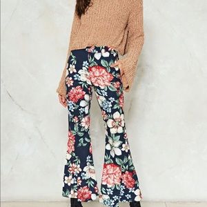 NWT Nasty Gal Floral Flare Pants Size Large